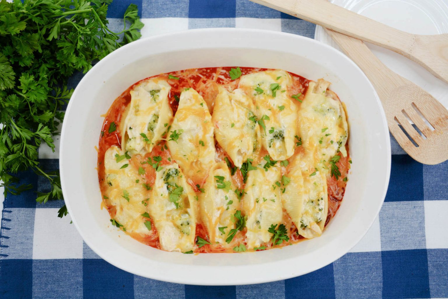 Chicken Broccoli Alfredo Stuffed Shells Life She Has