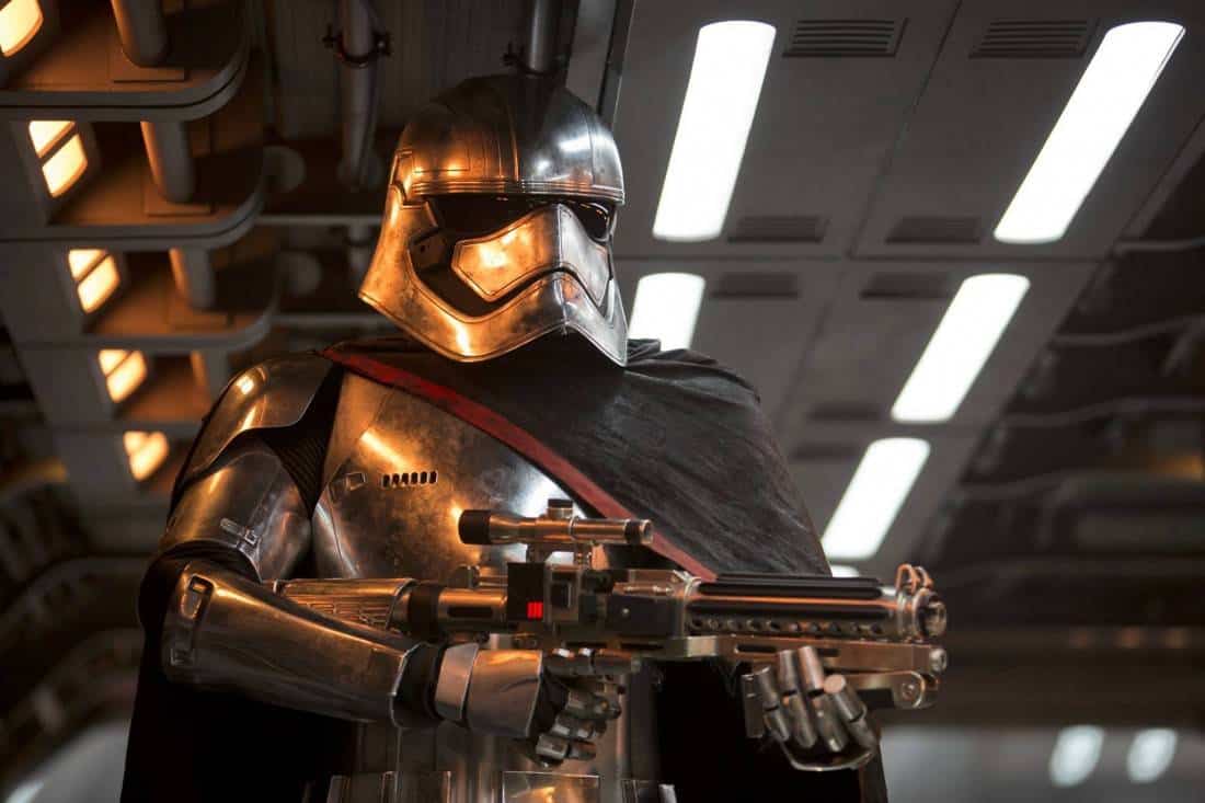 Star Wars: The Force Awakens Slays Box Office Records, Becoming The Highest Grossing Film Ever!