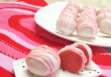 Homemade Pink Strawberry Bon-bon Truffles