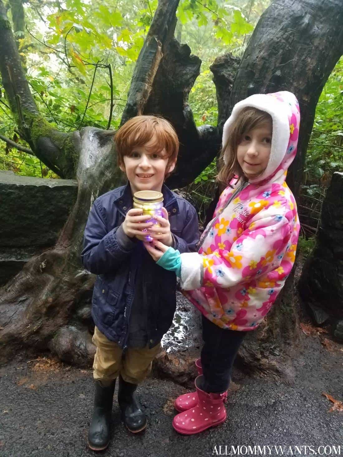 Hiding Treasures At Multnomah Falls, Oregon