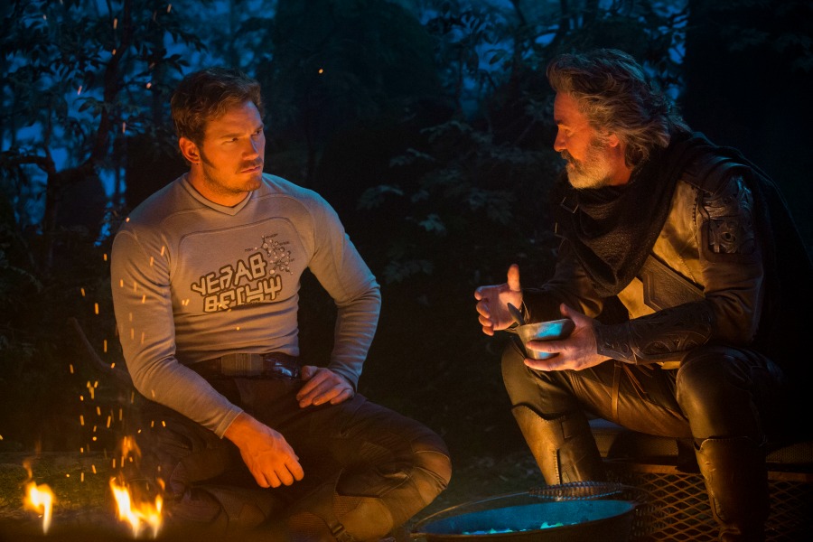 Chris Pratt Confirms An Easter Egg About Peter Quill’s Favorite Snack & More (interview)