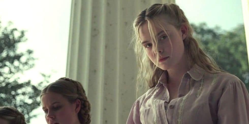Kirsten Dunst And Elle Fanning – Shenanigans On The Set Of The Beguiled
