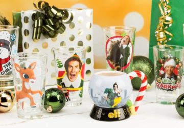 How To Have A Perfect Christmas Movie Night (featuring Zak Designs Novelty Mugs)