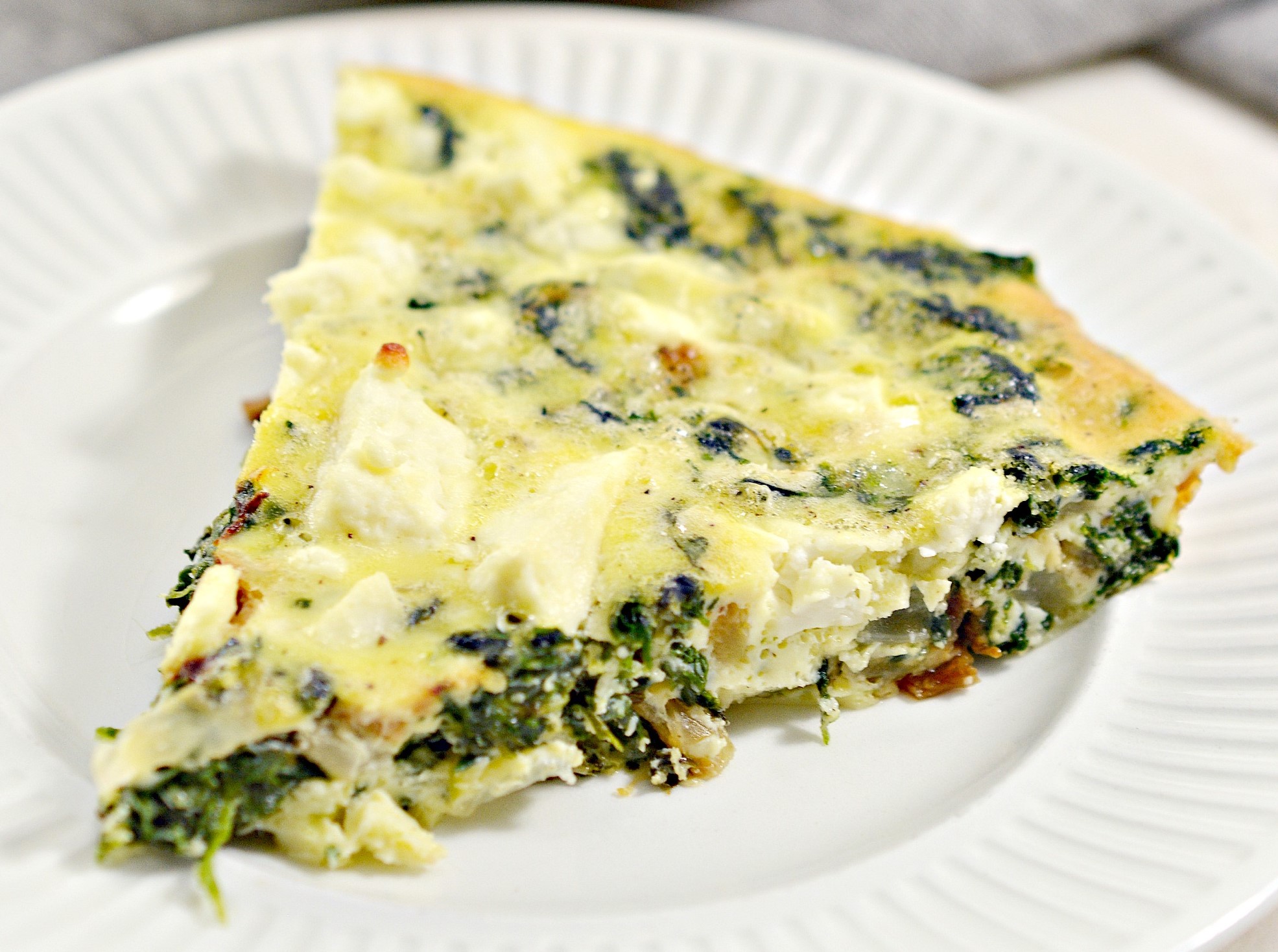 Weight Watchers Crustless Spinach, Onion and Feta Quiche - Life She Has