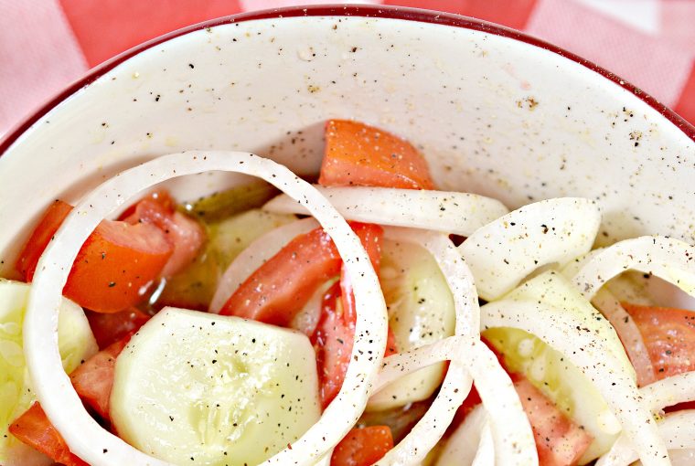cucumber onion and tomato salad 1