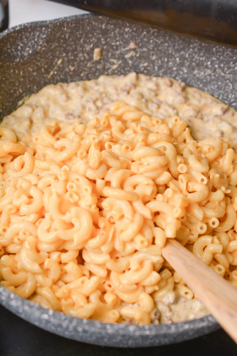 Cheesy Macaroni And Hamburger Casserole - Life She Has