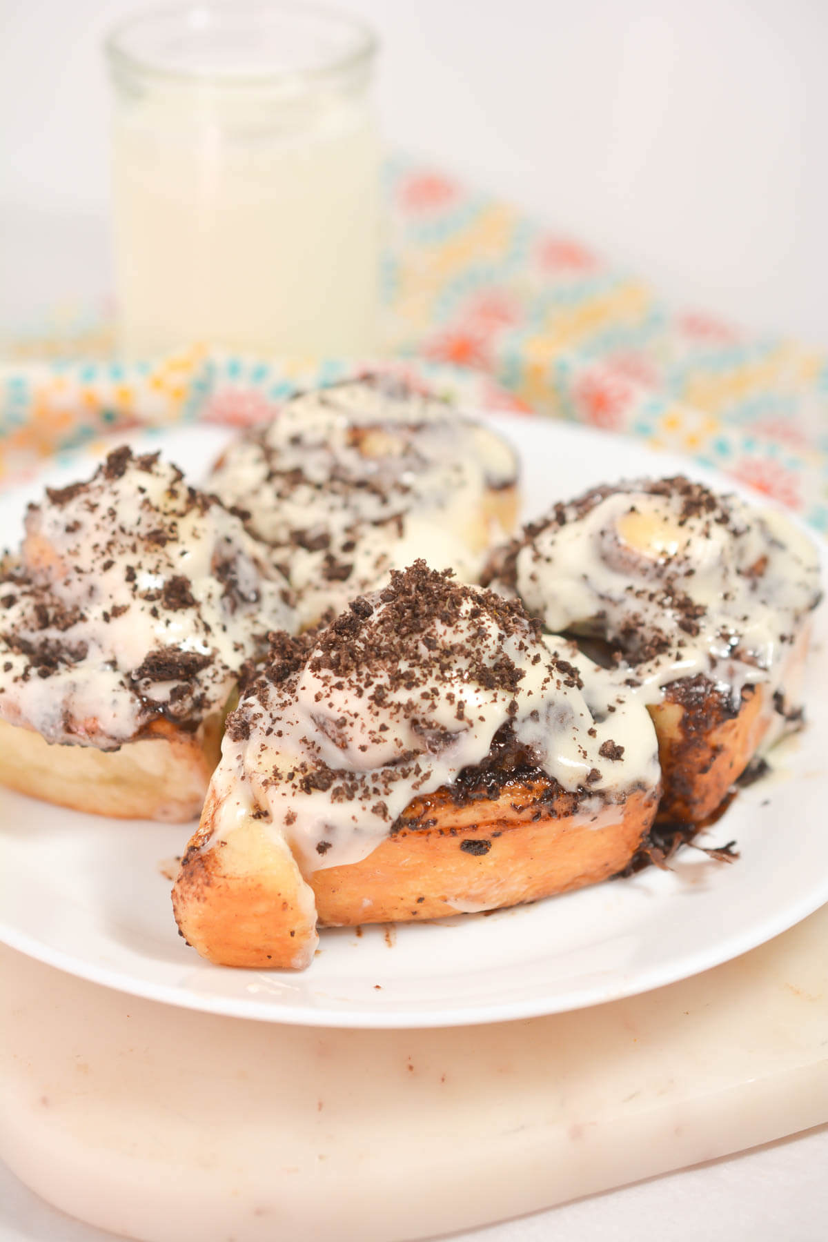 Cookies and Cream Cinnamon Rolls Life She Has