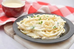 Olive Garden Alfredo Sauce - Life She Has