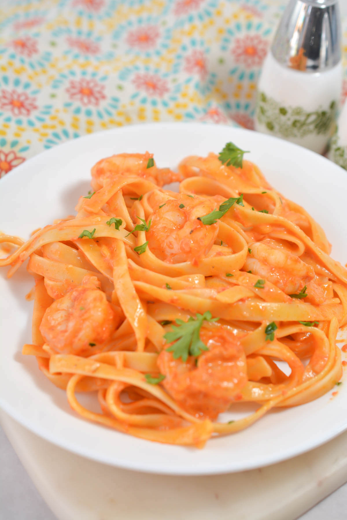 Shrimp Fettuccine with Roasted Red Pepper Sauce 4