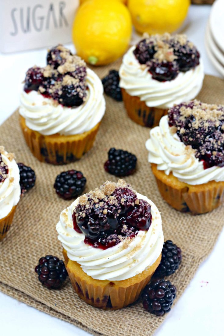 blackberry lemon cupcakes 3